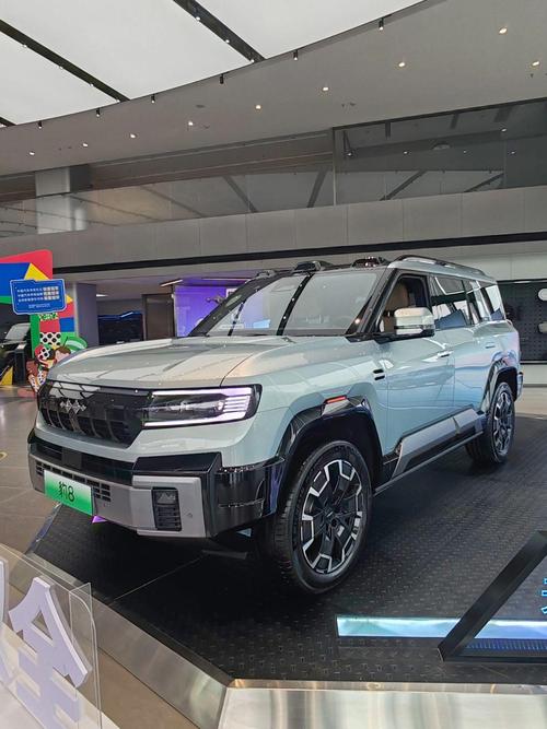 惠州惠东县迅润翰企业管理咨询比亚迪方程豹硬派越野的爆款，英菲尼迪35周年与你共成长